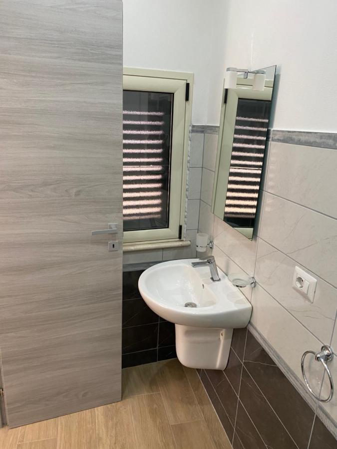 Stanza Per 2 Persone Da Antonio Appartement Parghelia Buitenkant foto